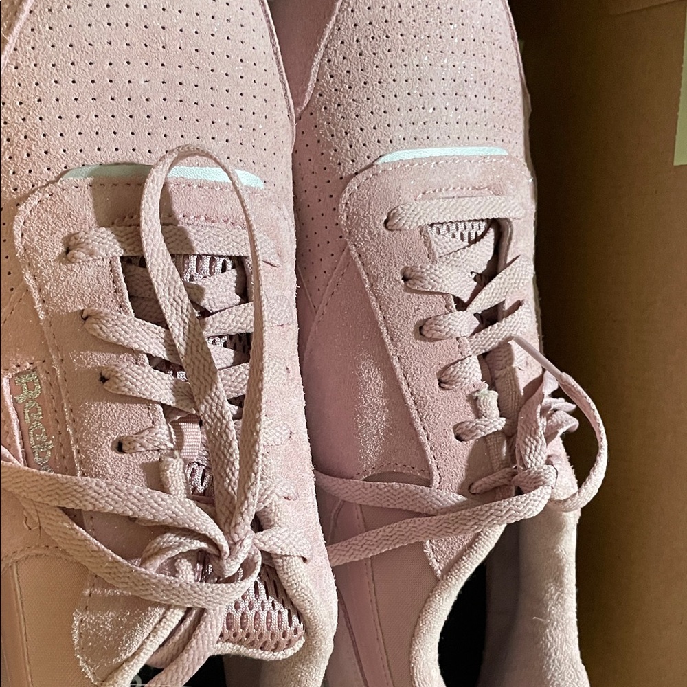 Reebok Light Pink Women's Sneakers steel toed